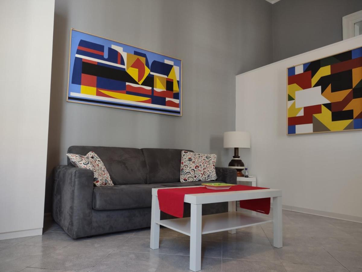 Central Apartment A Due Passi Dal Porto パレルモ エクステリア 写真